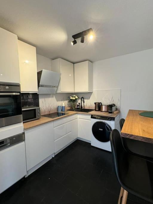 2 Raum City-Apartment 5Min Zum Hbf Grupello-2 Düsseldorf Zewnętrze zdjęcie